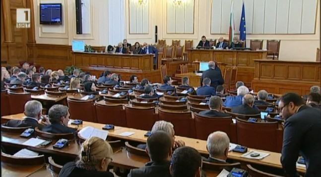 Внасят новите промени на Изборния кодекс в парламента. | Novinite.EU