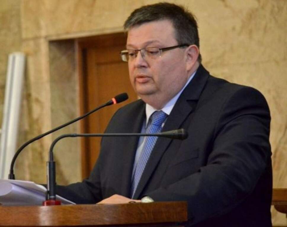 Извънредно от Бургас: Цацаров обяви кои са двамата обвиняеми в опит за убийство на Очите | Novinite.EU