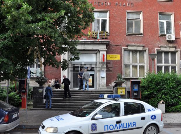 Извънредно от Хасково: Бандити са отмъкнали близо 2 милиона лева от пощата | Novinite.EU