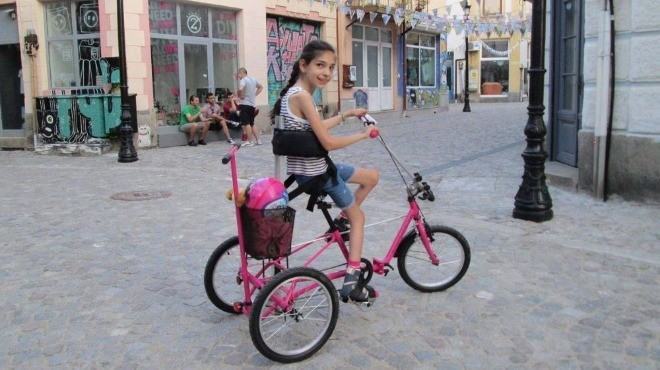 Велосипедът на малката Вики